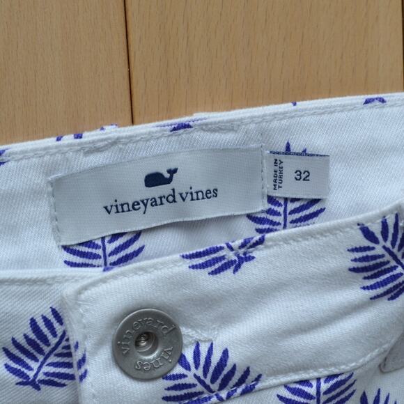 Vineyard Vines White Jeans Blue Fern Print Size 32 - Picture 3 of 4